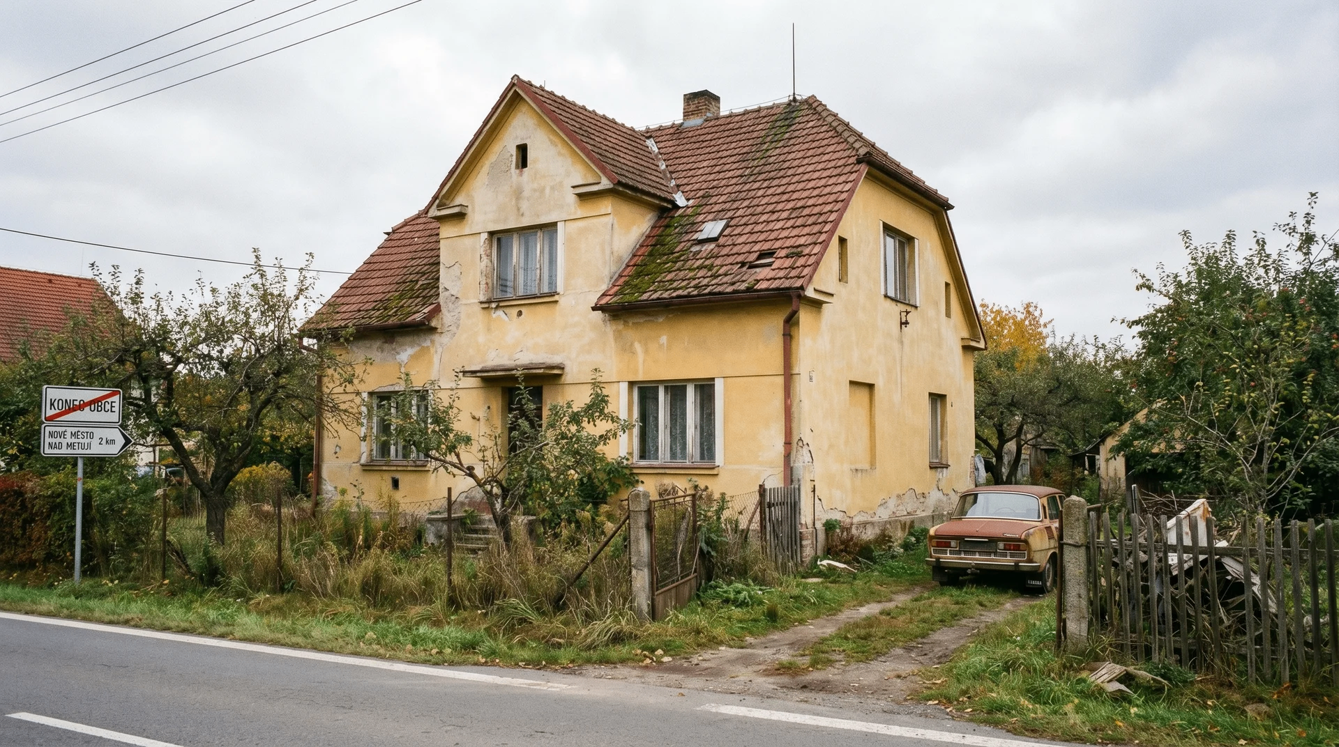 Rodinný dům s původní fasádou před rekonstrukcí